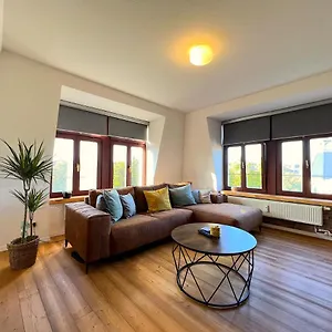 https://apt-cozy-near-city-center-by-rl.dresdenhotels.net