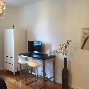 https://sleeplounge-appartments-am-airport.hamburg-hotels-de.com